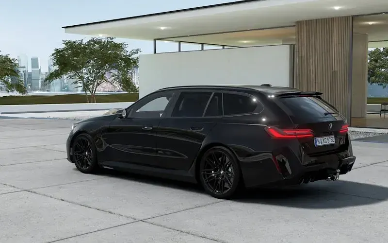 Ny BMW M5 727 HK (534 kW) 2026 Sedan