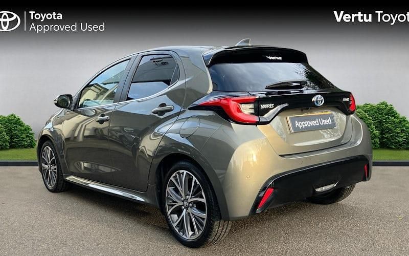 Used Toyota Yaris Hybrid 116 HP (85 kW) 2025 Hatchback