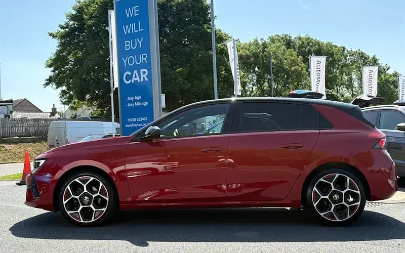 Used Vauxhall Astra GS Line 131 HP (96 kW) 2025 Hatchback