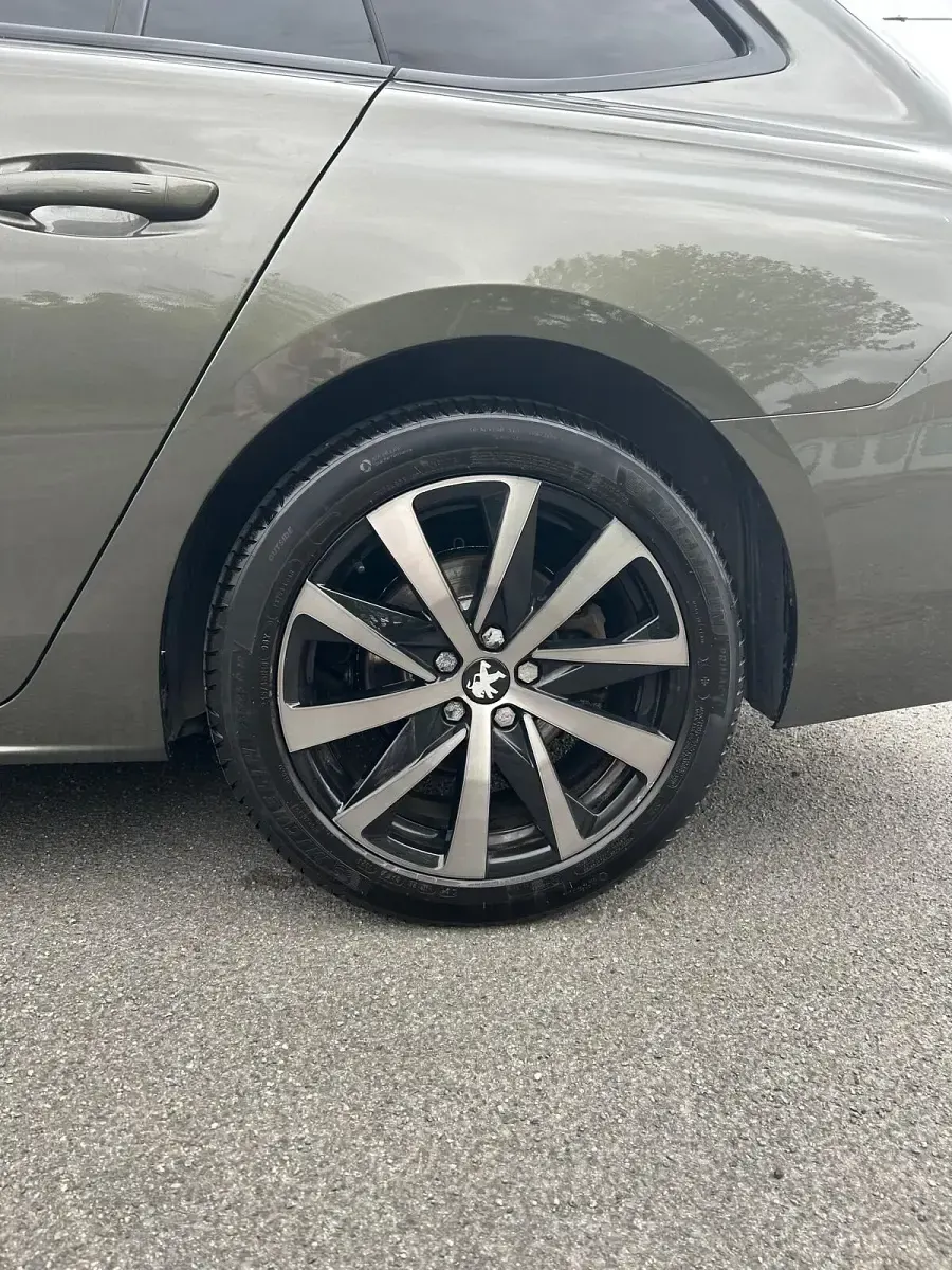 Used Peugeot 508 GT-line 130 HP (95 kW) 2020 Grey Estate