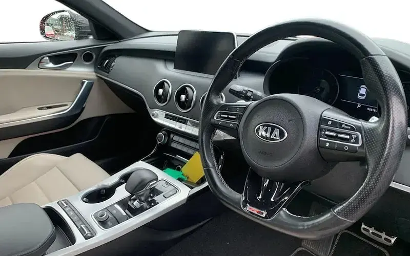 Used Kia Stinger GT-Line 247 HP (181 kW) 2019 Red Hatchback