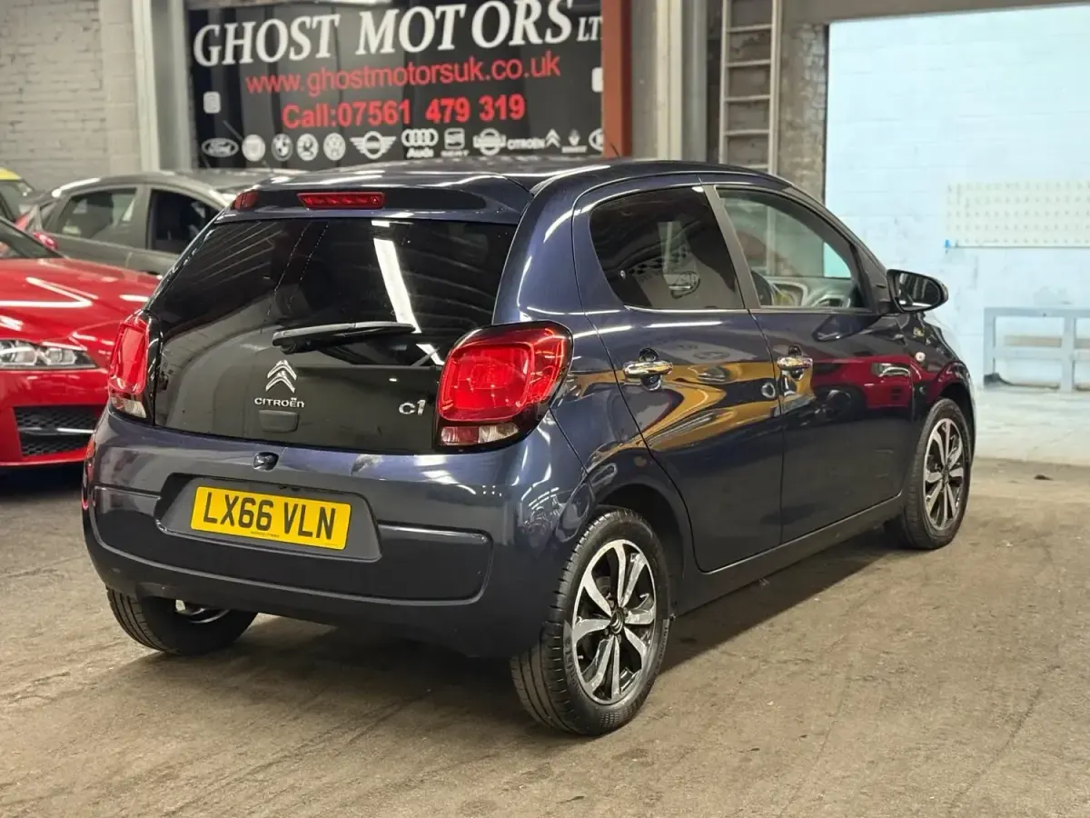 Usado Citroën C1 Flair 82 HP (60 kW) 2016 Azul Citadino
