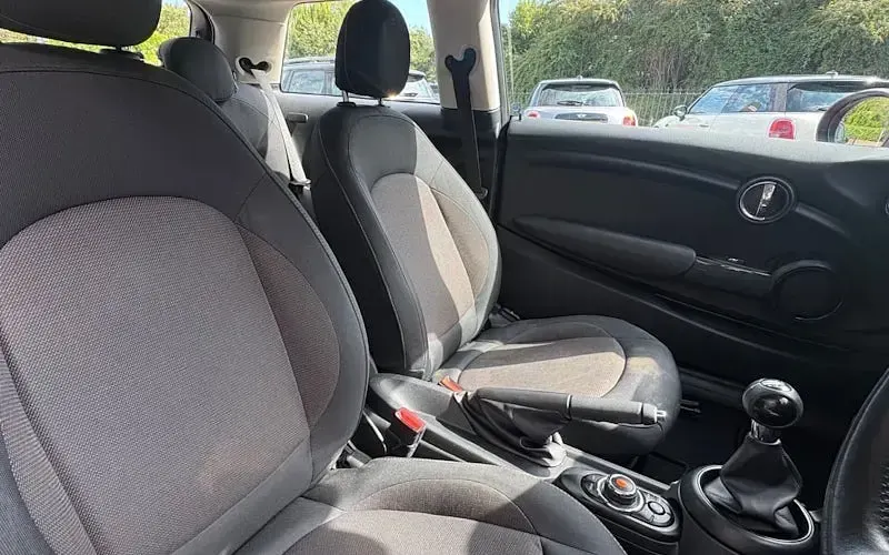 Used Mini ONE Hatch 102 HP (75 kW) 2017 Hatchback