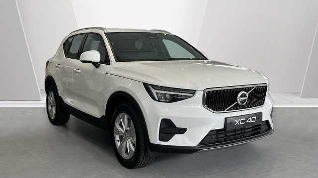 New 2026 Volvo XC40 Core SUV | £32,295 (Fair price) - Image 1/4