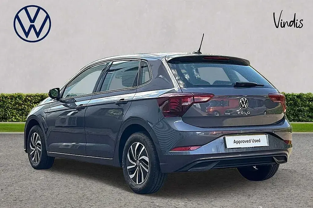 Used VW Polo Life 95 HP (69 kW) 2024 Grey Hatchback