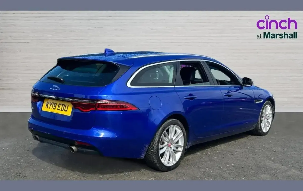 Used Jaguar XF Portfolio 250 HP (183 kW) 2019 Blue Estate