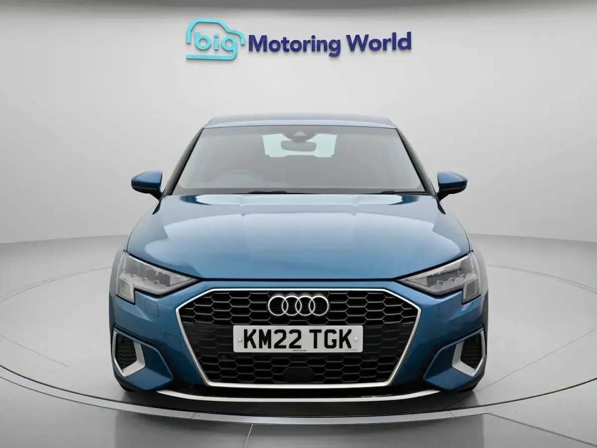 Used Audi A3 Sportback e-tron Sport 204 HP (150 kW) 2022 Blue Hatchback