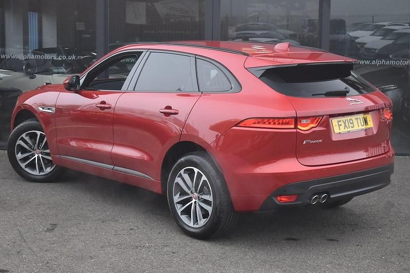 Used Jaguar F-Pace R-Sport 180 HP (132 kW) 2019 Red SUV