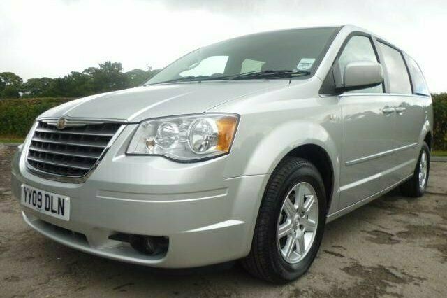 Used 2009 Chrysler Grand Voyager MPV | £12,000 - Image 1/4