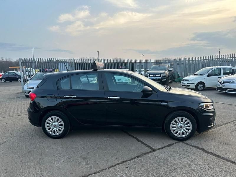 Used Fiat Tipo Easy 2017 Black Hatchback