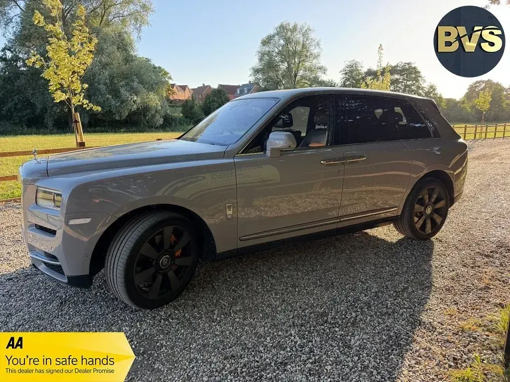 Used Rolls Royce Cullinan 563 HP (414 kW) 2022 Grey SUV