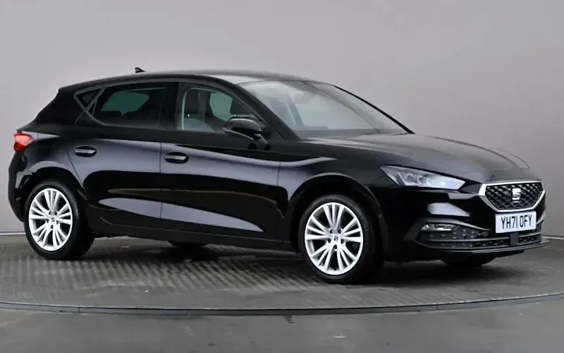 Used Seat Leon SE Dynamic 131 HP (96 kW) 2023 Hatchback