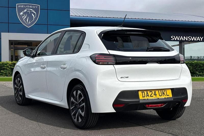White Used 2024 Peugeot 208 Active Hatchback | £15,495 (A bit pricey) - Image 1/4