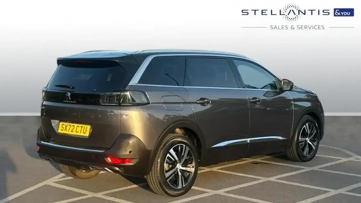 Used Peugeot 5008 GT 129 HP (94 kW) 2023 Grey SUV