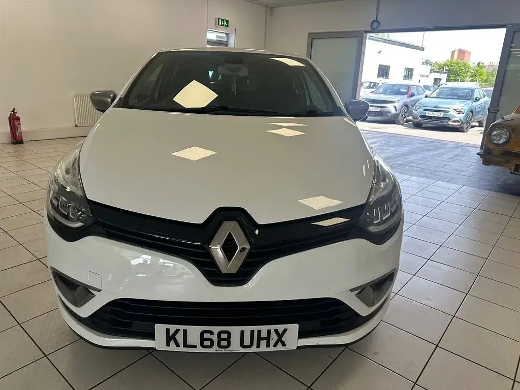 Used Renault Clio IV GT-Line 2019 White Hatchback