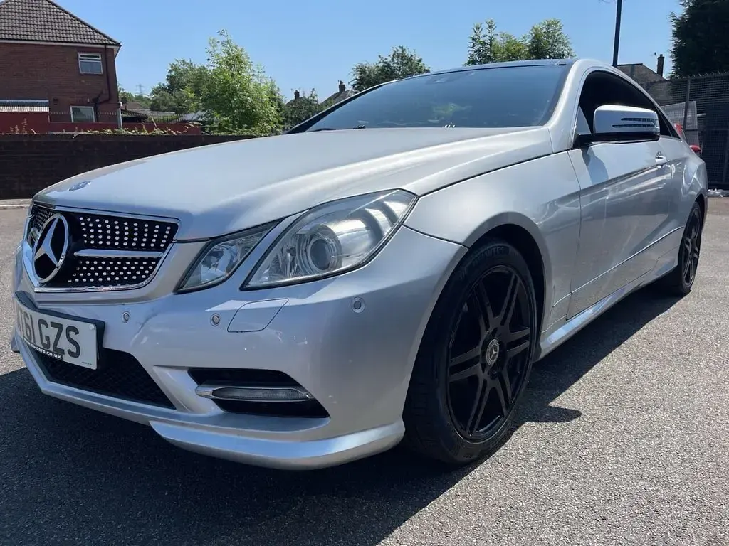Used Mercedes E250 Sport Edition 204 HP (150 kW) 2012 Silver Coupe