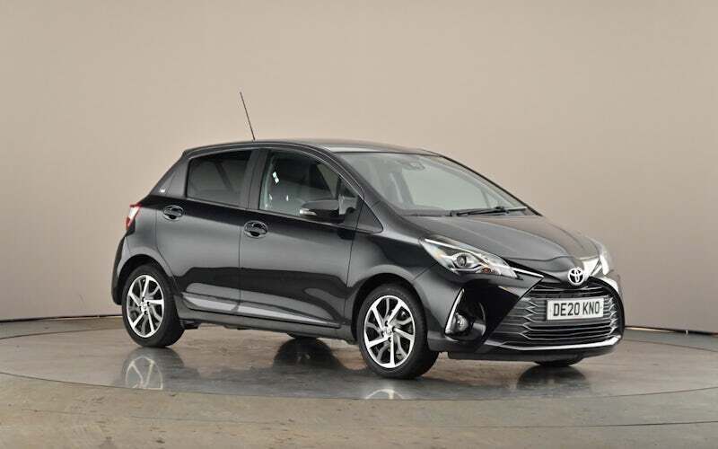 Used 2019 Toyota Yaris Hatchback | £12,762 (Fair price) - Image 1/4