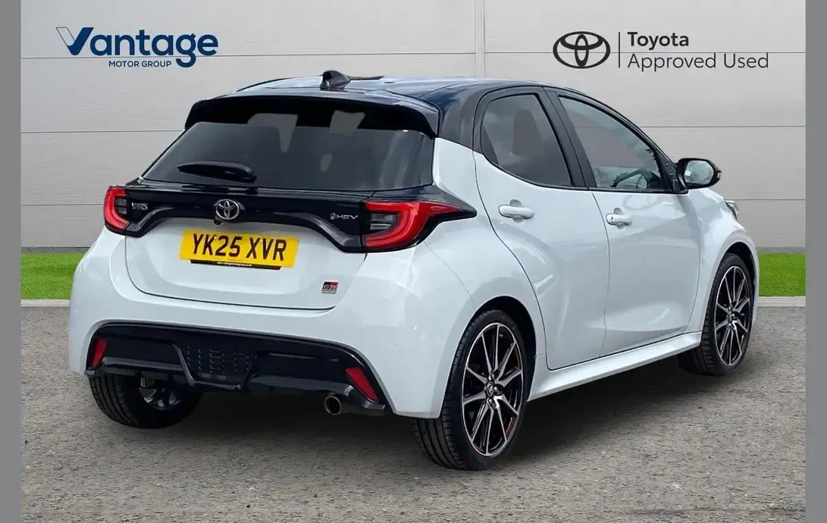 Used Toyota Yaris Sport 128 HP (94 kW) 2025 Other Hatchback
