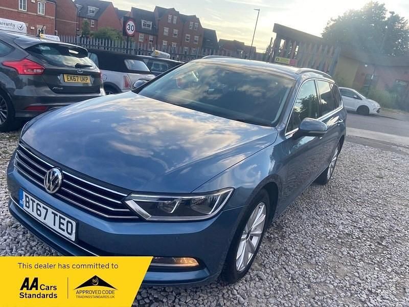 Used VW Passat Business 120 HP (88 kW) 2017 Blue Estate
