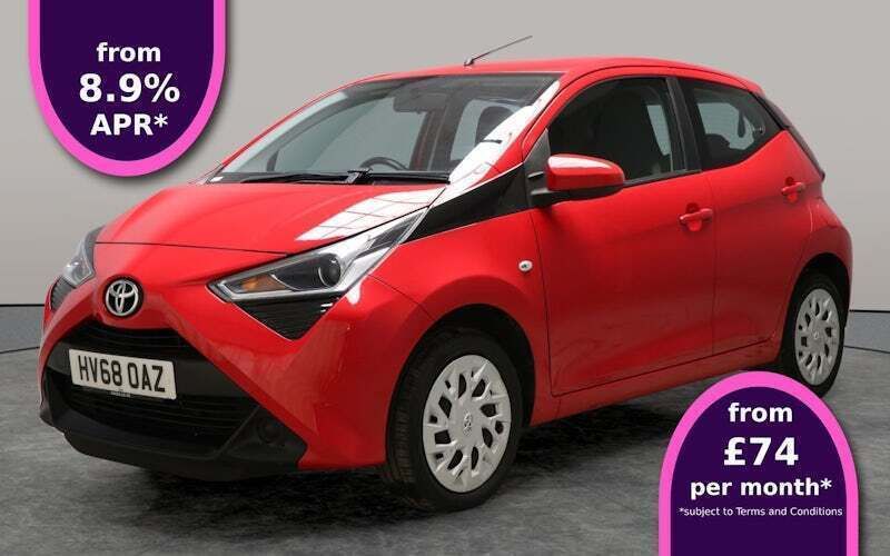 Red Used 2018 Toyota Aygo X-play Hatchback | £7,248 (Good price) - Image 1/3