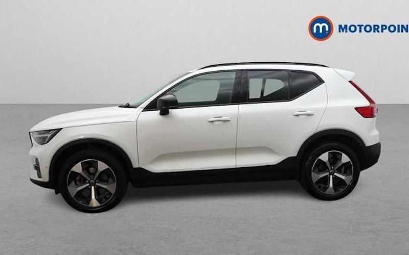 Usado Volvo XC40 Ultimate 197 HP (144 kW) 2023 Branco SUV