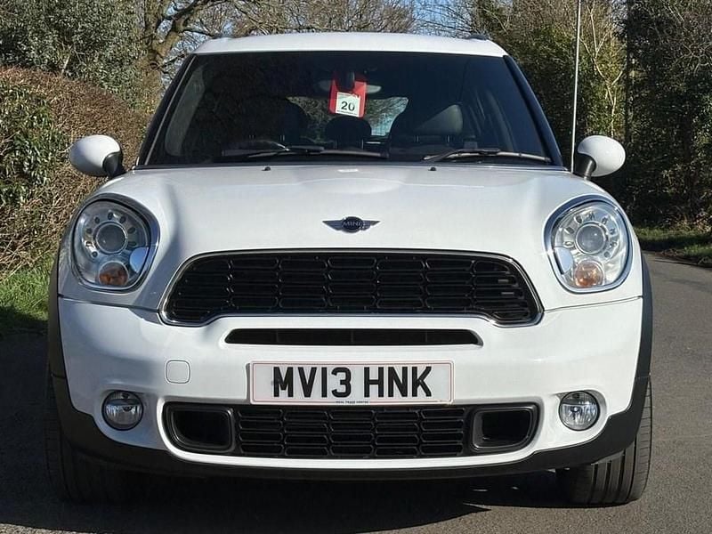 Used Mini Cooper S 2013 White Hatchback