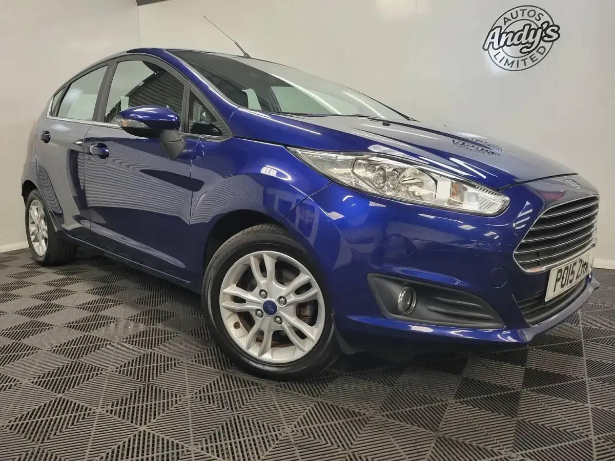 Used Ford Fiesta Zetec 2015 Blue Hatchback