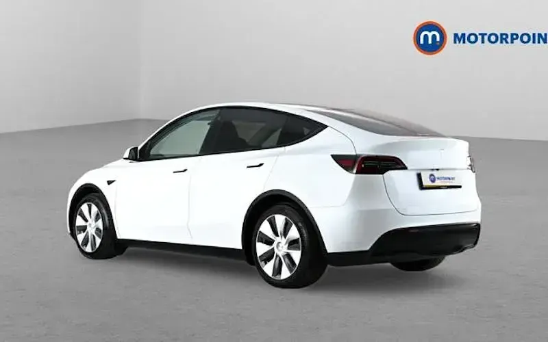 Used Tesla Model Y Standard Range 219 kW (299 HP) 2024 SUV