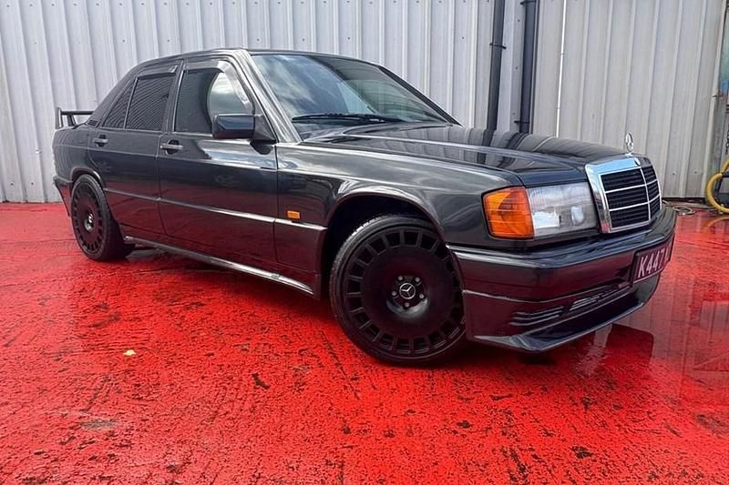 Used Mercedes 190 1993 Blue Sedan