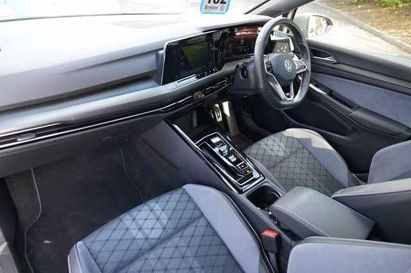 Used VW Golf VIII 150 HP (110 kW) 2023