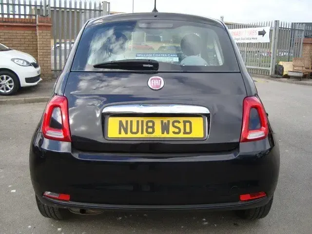 Gebraucht Fiat 500 Pop 69 PS (50 kW) 2018 Schwarz Kleinwagen