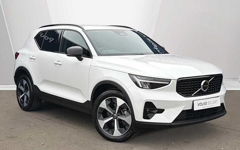 Used Volvo XC40 Plus 197 HP (144 kW) 2025 SUV