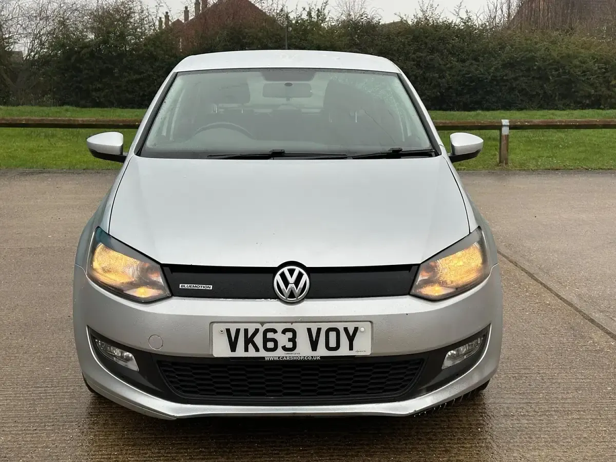 Used VW Polo 75 HP (55 kW) 2013 Silver Hatchback
