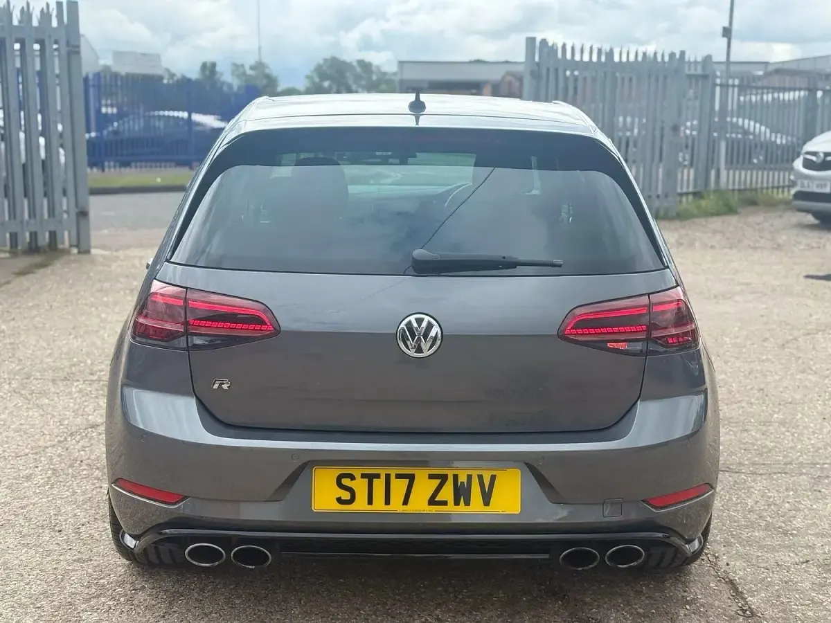 Used VW Golf VII R 310 HP (228 kW) 2017 Grey Hatchback