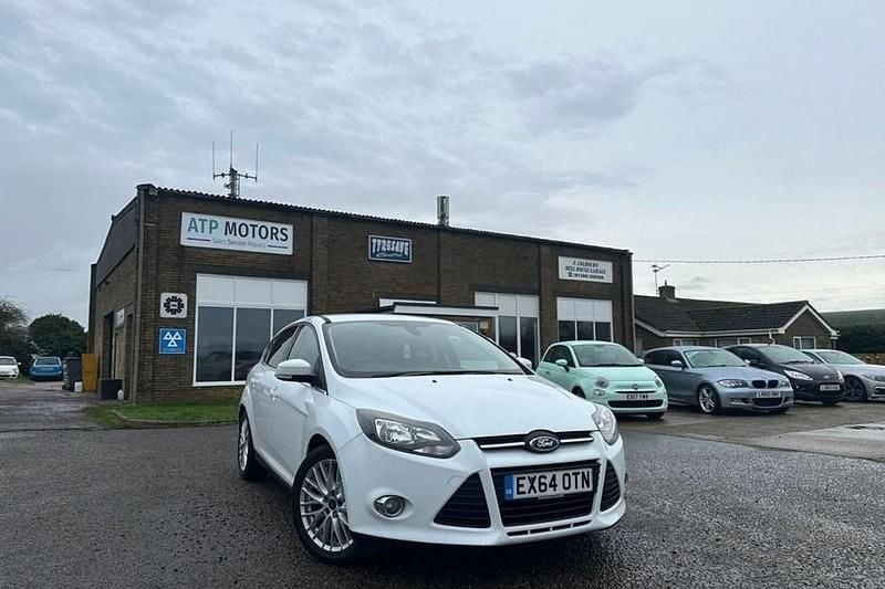White Used 2014 Ford Focus Zetec Hatchback | £4,495 (Fair price) - Image 1/1