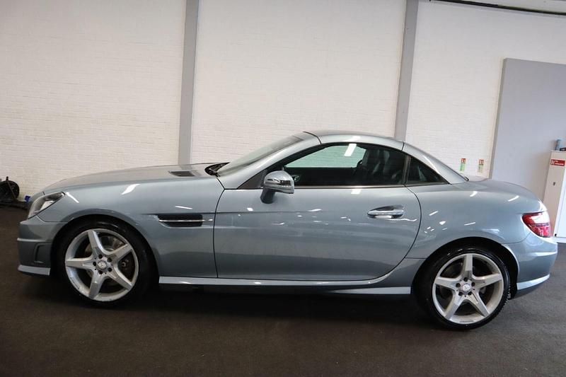 Used Mercedes SLK250 AMG 204 HP (150 kW) 2012 Silver Cabriolet