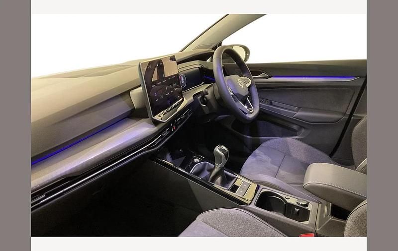 Used VW Golf VIII Style 150 HP (110 kW) 2026 Urano grey Hatchback