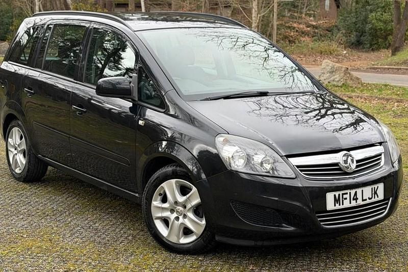 Used Vauxhall Zafira 120 HP (88 kW) 2014 Black MPV