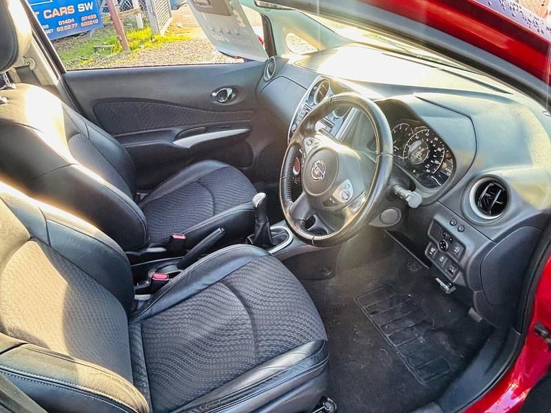 Used Nissan Note Tekna 90 HP (66 kW) 2014 Red Hatchback