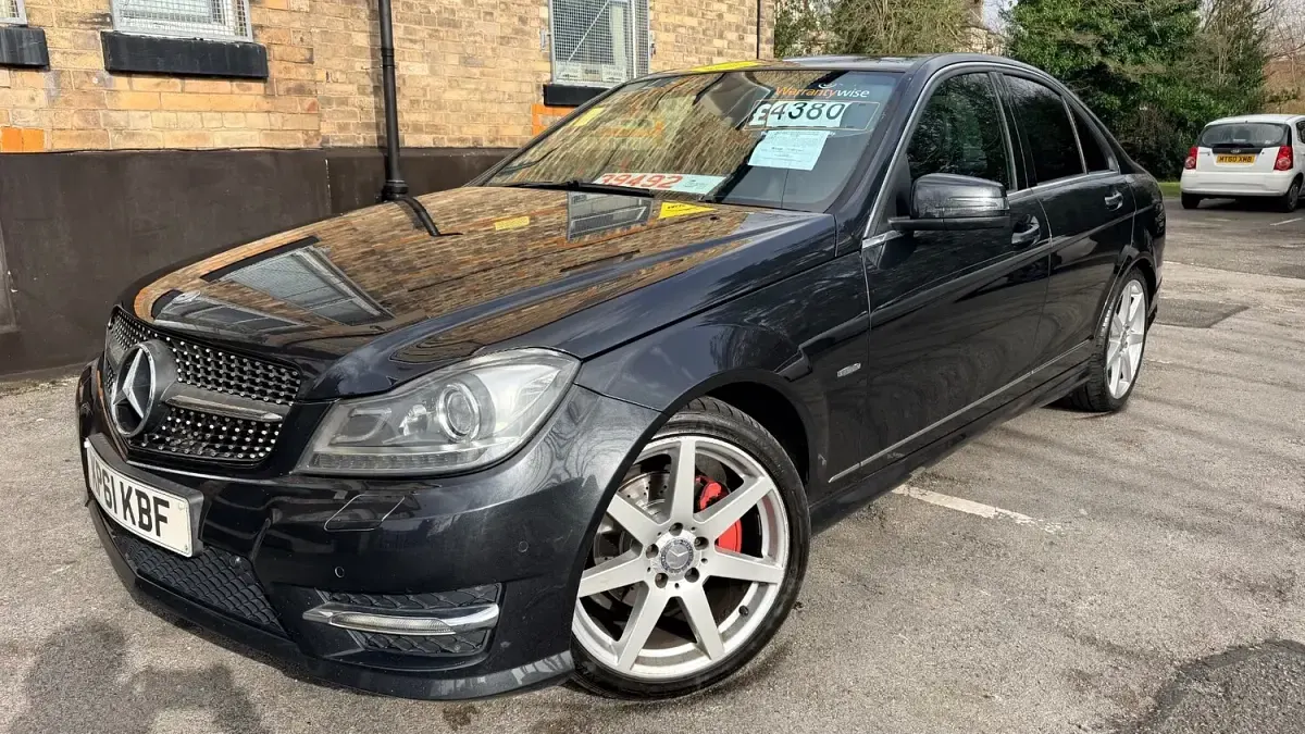 Used Mercedes C220 2011 Black Sedan