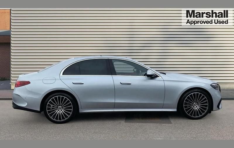 Used Mercedes E200 AMG Line Premium Plus 200 HP (147 kW) 2025 Silver Sedan