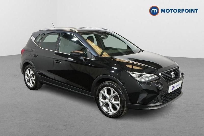 Black Used 2021 Seat Arona FR SUV | £13,849 (Fair price) - Image 1/4