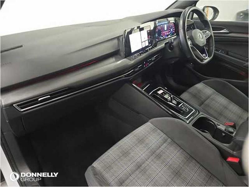 Used VW Golf VIII 245 HP (180 kW) 2022