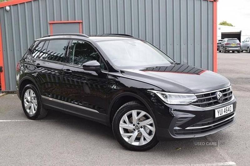 Black Used 2022 VW Tiguan Life SUV | £23,763 (Super price) - Image 1/1