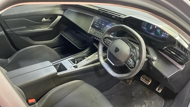 Used Peugeot 308 Active Premium 131 HP (96 kW) 2022 Grey Hatchback