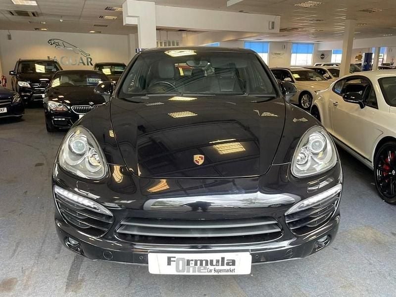 Used Porsche Cayenne 245 HP (180 kW) 2012 Black SUV