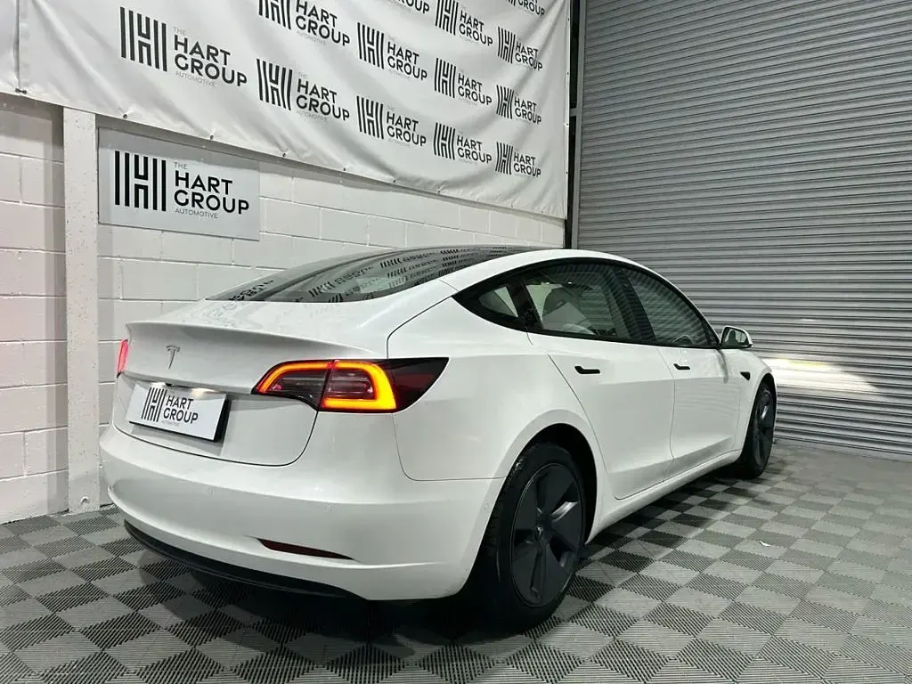 Used Tesla Model 3 11 kW (15 HP) 2021 Sedan