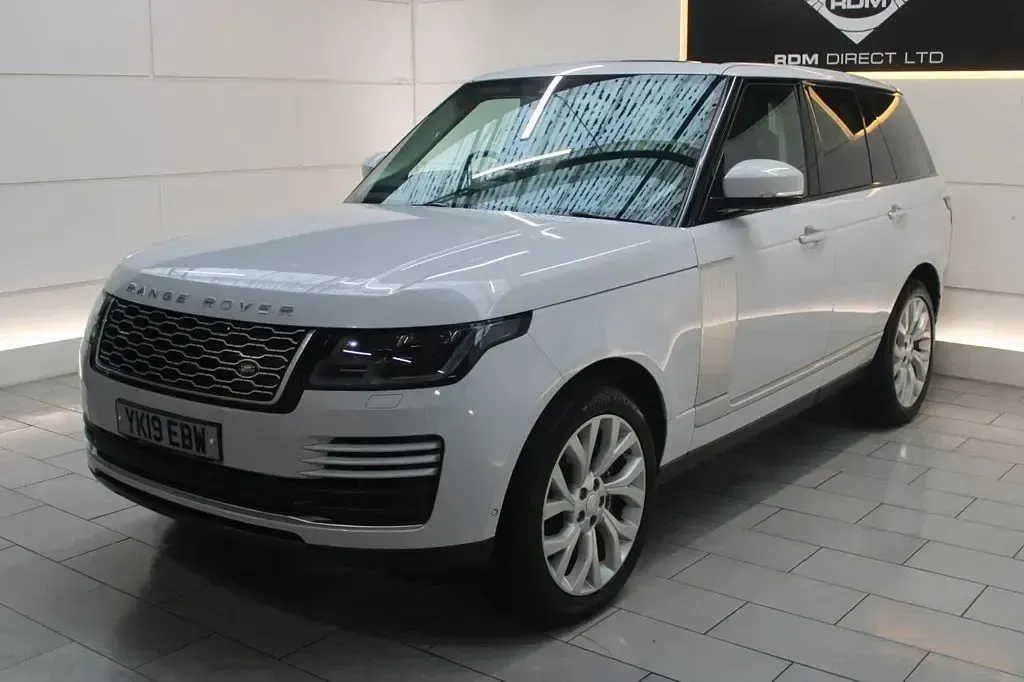Used Land Rover Range Rover Vogue SE 404 HP (297 kW) 2019 White SUV