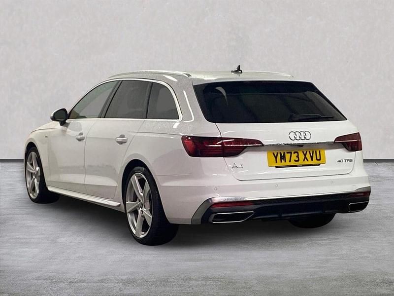 Used Audi A4 S-Line 204 HP (150 kW) 2024 White Estate
