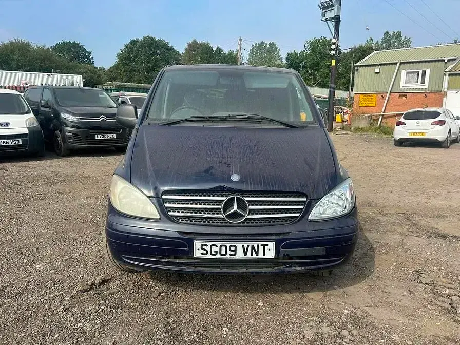 Used Mercedes Vito 2009 Mauve/purple Van